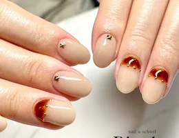 nail & school Piache